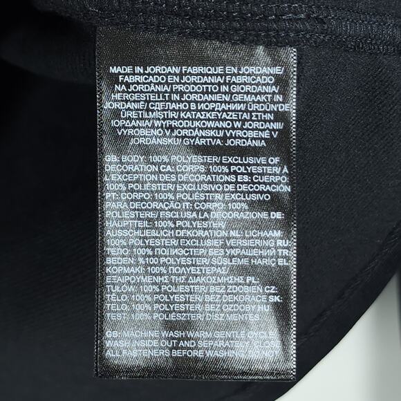 The North Face Women's NWT Tech Sz M Black Logo 1/4 Zip Outdoor Fleece Pullover - Picture 11 of 11